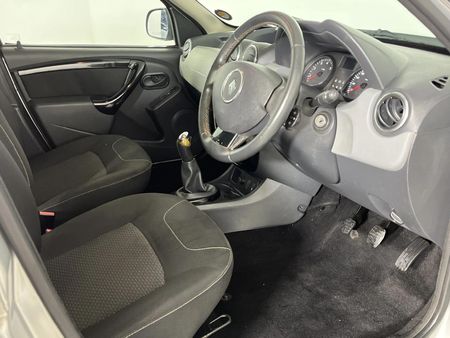 2015-Renault-Duster-16-Dynamique_9