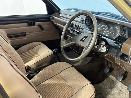 1986-Toyota-Corolla-13-GL_9