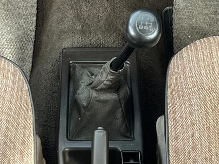 1986-Toyota-Corolla-13-GL_10