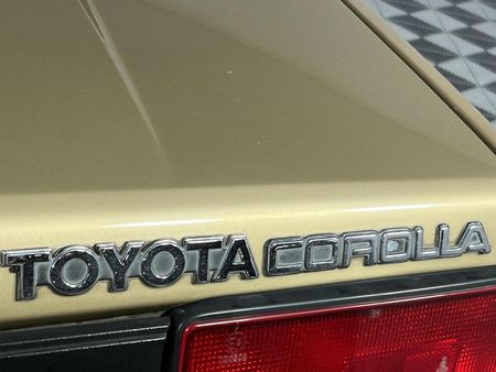1986-Toyota-Corolla-13-GL_11