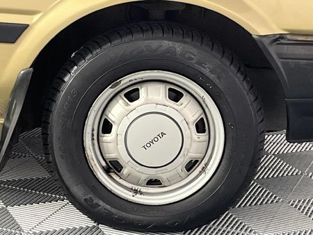 1986-Toyota-Corolla-13-GL_5