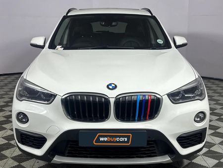 2019-BMW-X1-sDrive18i_14