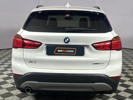 2019-BMW-X1-sDrive18i_17