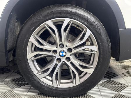 2019-BMW-X1-sDrive18i_6