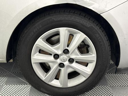 2016-Opel-Corsa-10T-EcoFlex-Enjoy-5-dr-85kW_5