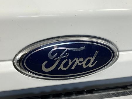 2017-Ford-Fiesta-14-Ambiente-5-dr_11