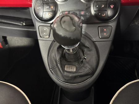 2015-Fiat-500-14-Lounge_8