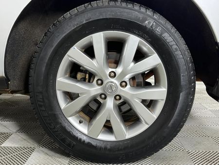 2014-Nissan-Murano-l24_6
