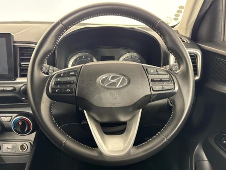 2019-Hyundai-Venue-10-TGDI-Fluid-Auto_12
