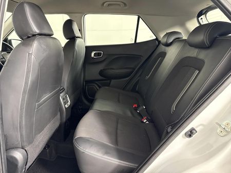 2019-Hyundai-Venue-10-TGDI-Fluid-Auto_3