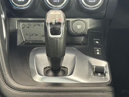 2018-Jaguar-E-Pace-D180-20D-S-132kW_9