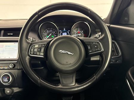 2018-Jaguar-E-Pace-D180-20D-S-132kW_11
