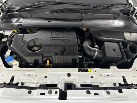 2018-Jaguar-E-Pace-D180-20D-S-132kW_12