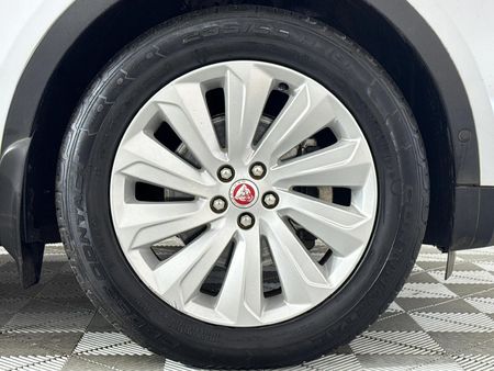 2018-Jaguar-E-Pace-D180-20D-S-132kW_4