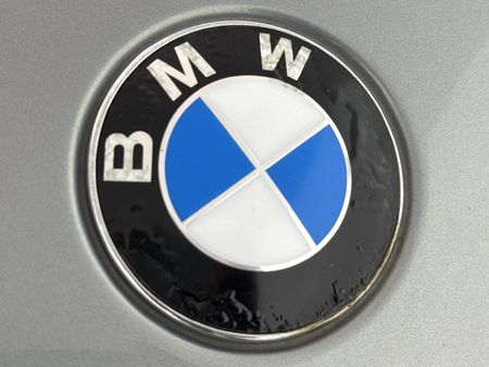 2006-BMW-3-Series-330i-Auto_11