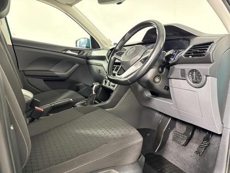 2019-Volkswagen-T-Cross-10-TSI-Highline-Auto_9