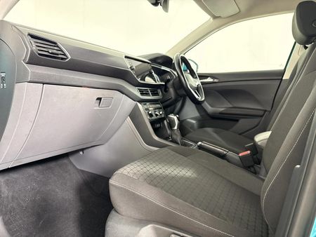 2019-Volkswagen-T-Cross-10-TSI-Highline-Auto_8
