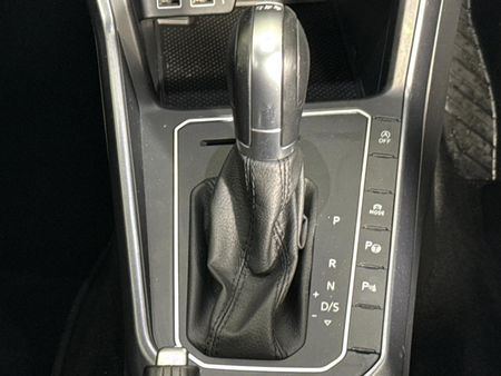 2018-Volkswagen-Polo-10-TSI-Highline-Auto-85kW_10