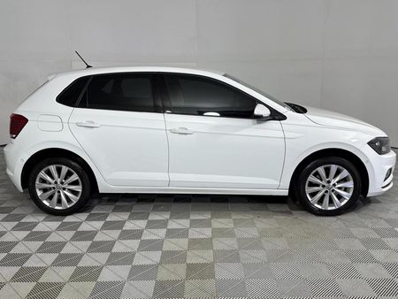 2018-Volkswagen-Polo-10-TSI-Highline-Auto-85kW_16