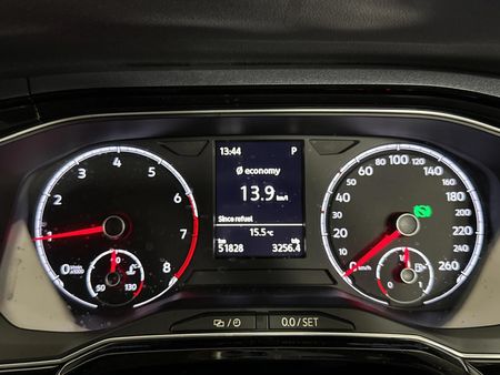 2018-Volkswagen-Polo-10-TSI-Highline-Auto-85kW_2