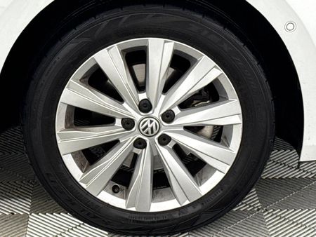 2018-Volkswagen-Polo-10-TSI-Highline-Auto-85kW_5
