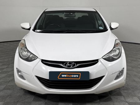 2014-Hyundai-Elantra-18-GLS-Executive-Auto_14