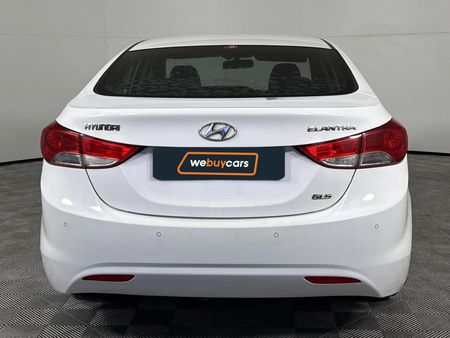 2014-Hyundai-Elantra-18-GLS-Executive-Auto_17