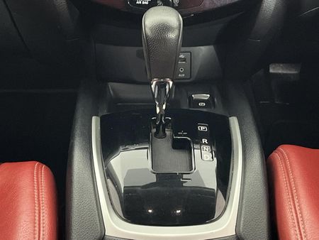 2017-Nissan-X-Trail-25-SE-4x4-Auto_10