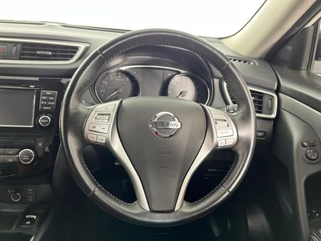 2017-Nissan-X-Trail-25-SE-4x4-Auto_12