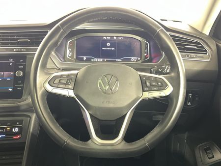 2023-Volkswagen-Tiguan-Allspace-20-TSI-Style-4Motion-DSG-Auto-132kw_12