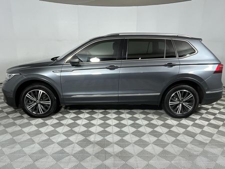 2023-Volkswagen-Tiguan-Allspace-20-TSI-Style-4Motion-DSG-Auto-132kw_19