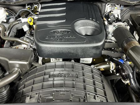2017-Ford-Everest-22-TDCi-XLT-Auto_13