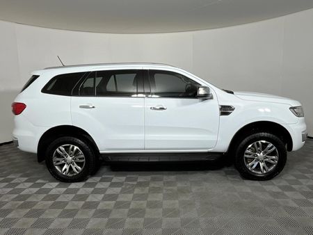2017-Ford-Everest-22-TDCi-XLT-Auto_17
