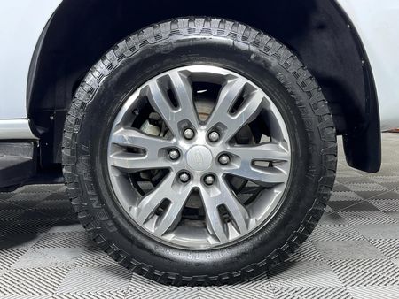 2017-Ford-Everest-22-TDCi-XLT-Auto_6