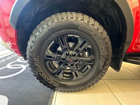 2022-Nissan-Navara-25-DDTi-PRO-4X-4X4-Auto-Double-Cab_16