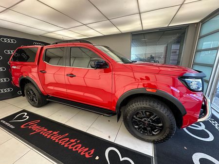 2022-Nissan-Navara-25-DDTi-PRO-4X-4X4-Auto-Double-Cab_3