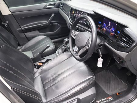 2023-Volkswagen-Polo-10-TSI-Life-Auto-DSG_11