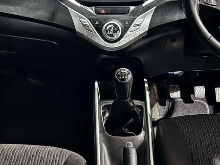 2019-Suzuki-Baleno-14-GLX_11