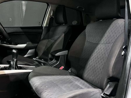 2019-Suzuki-Baleno-14-GLX_15
