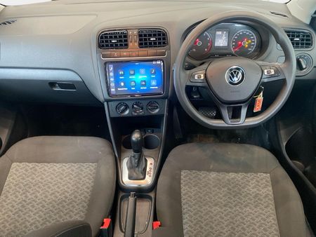 2025-Volkswagen-Polo-Vivo-16-Life_10