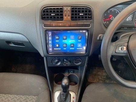 2025-Volkswagen-Polo-Vivo-16-Life_15