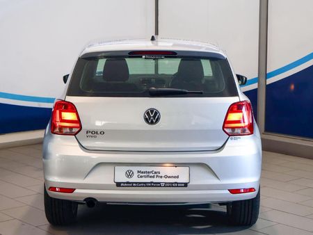 2022-Volkswagen-Polo-Vivo-14-Comfortline-5-dr_6