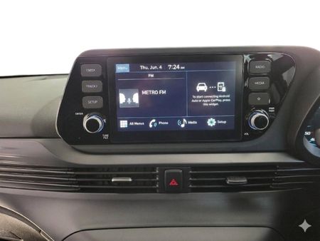 2026-Hyundai-i20-12-Executive_19