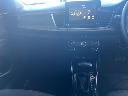 2022-Kia-Rio-14-LS-5-dr-Auto_12
