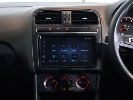 2025-Volkswagen-Polo-Vivo-14-Life_9