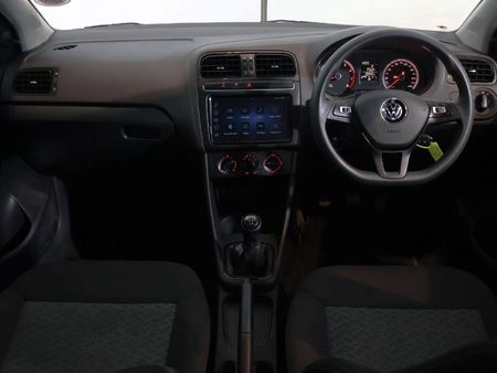 2025-Volkswagen-Polo-Vivo-14-Life_8