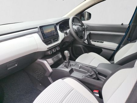 2026-Renault-Kiger-10-Techno-AMT_18