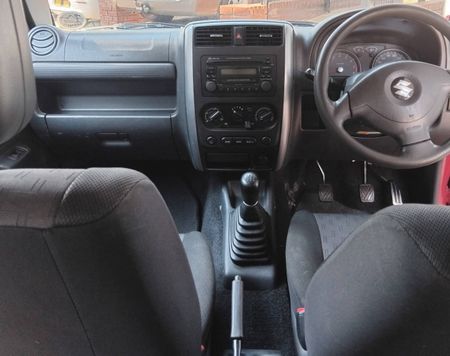 2009-Suzuki-Jimny-Full-service-history_3