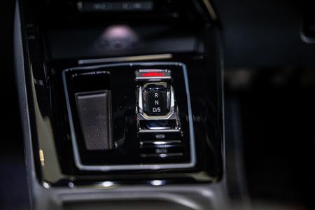 2026-Volkswagen-Golf-8-GTI-20-TSI-DSG_13