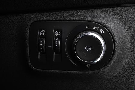 2016-Opel-Corsa-10T-EcoFlex-Essentia-5-dr_19